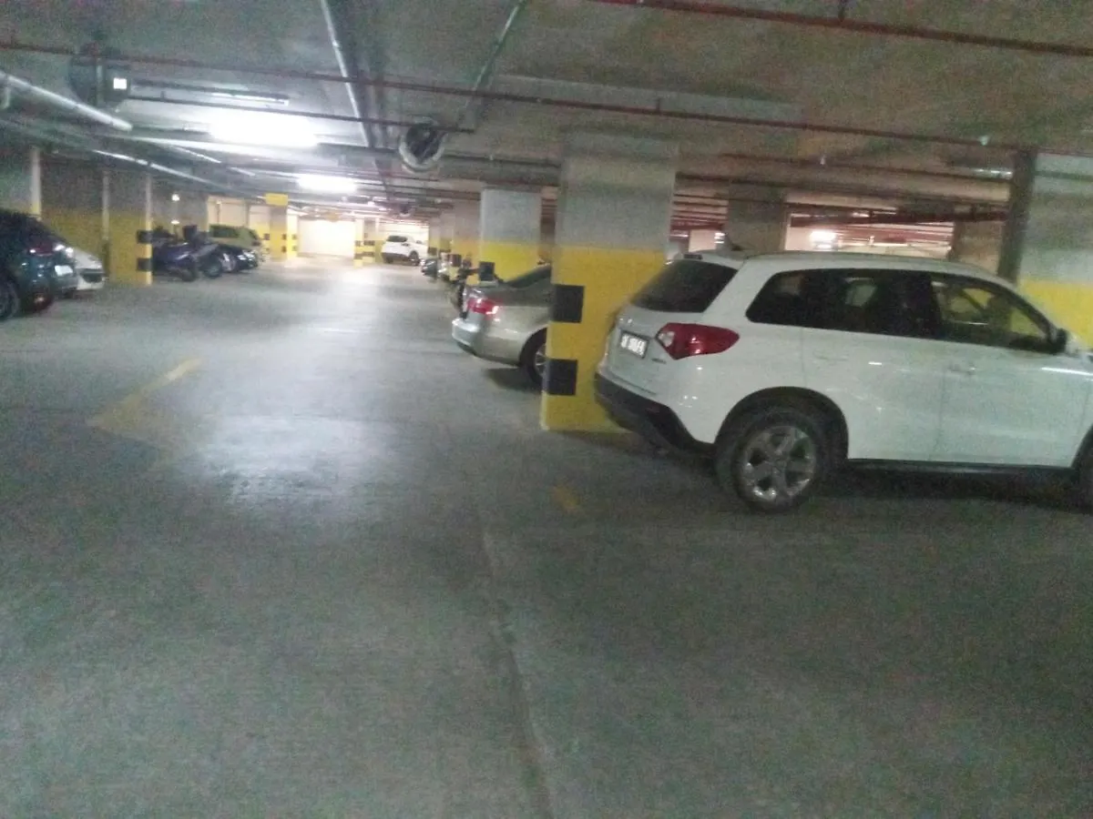 Great Apartment, Free Parking In The Garage, Znjan Split Croatia