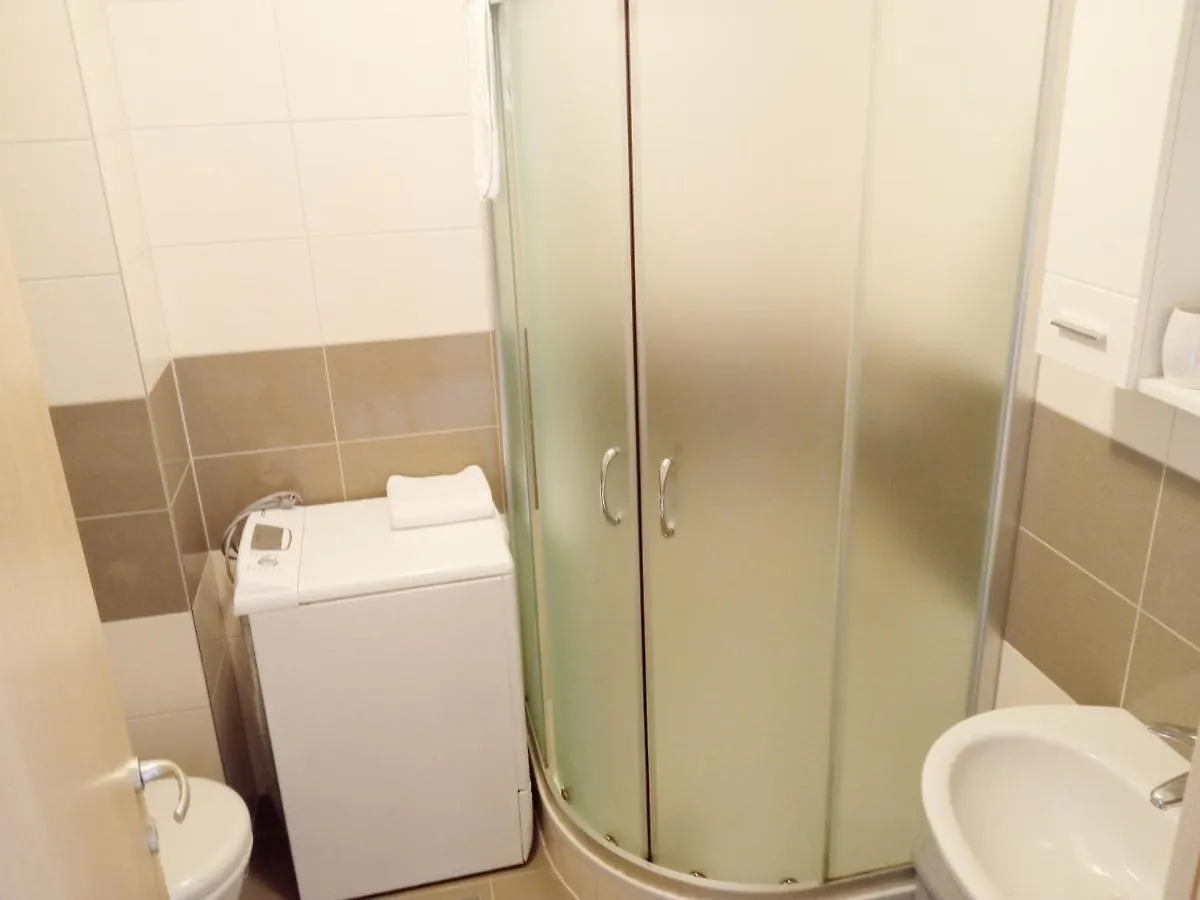 Apartment Great Apartment, Free Parking In The Garage, Znjan Split Croatia
